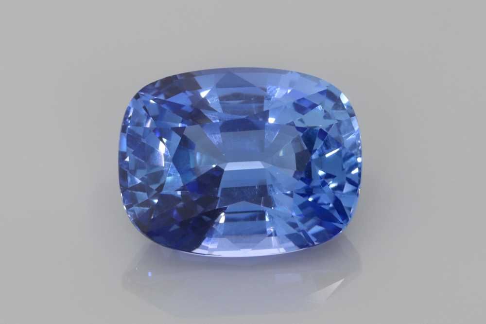4.79 ct Cushion Sapphire