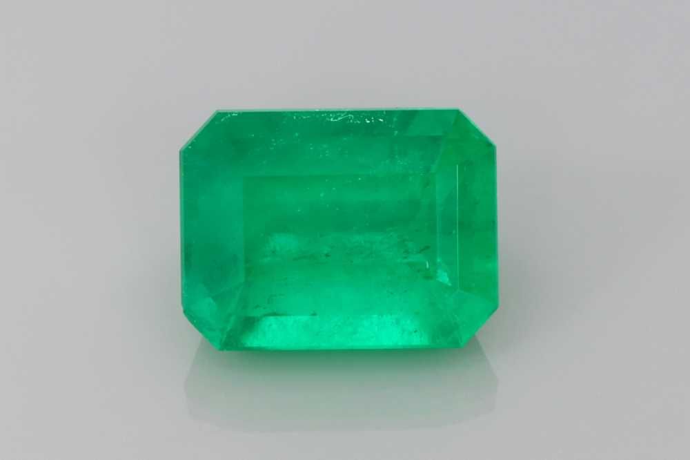 1.96 ct Emerald emerald