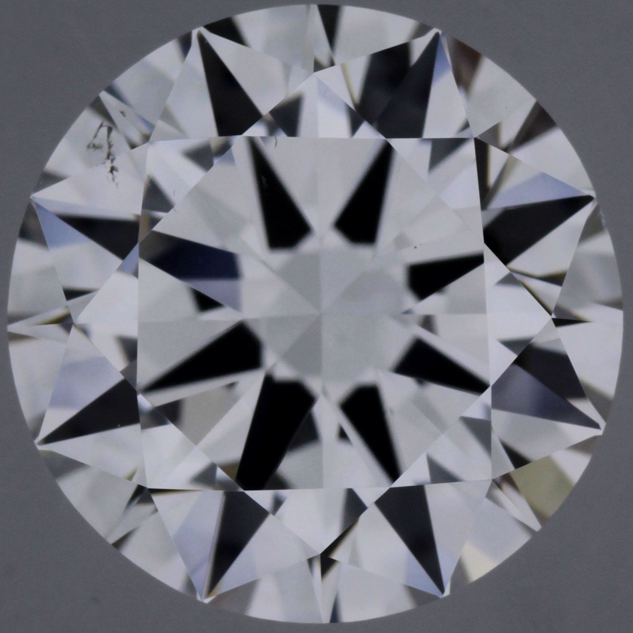 Prírodný diamant okrúhly...