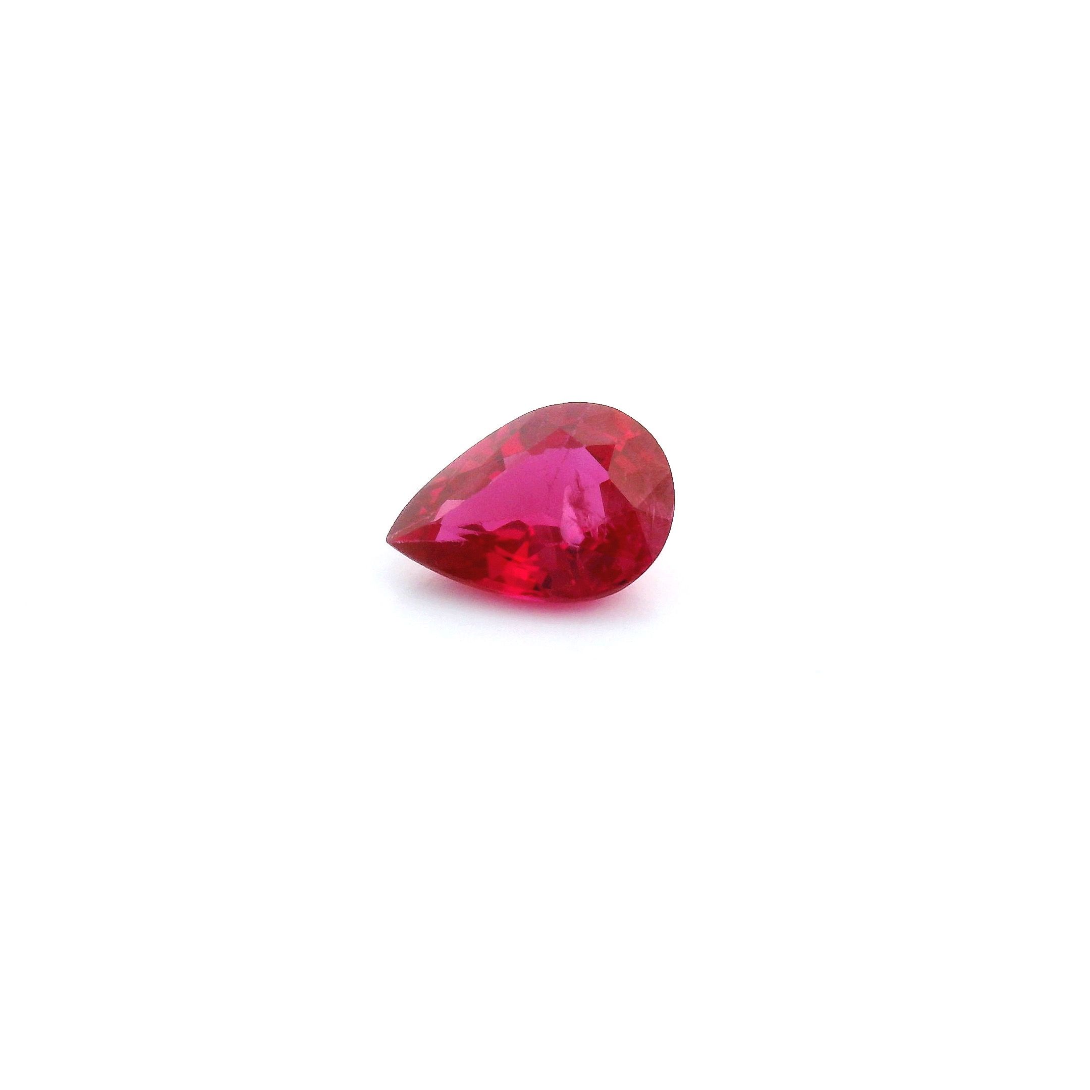 RUBY FACETED 0.7ct RED Medium Intense SI MOZAMBIQUE HEATED