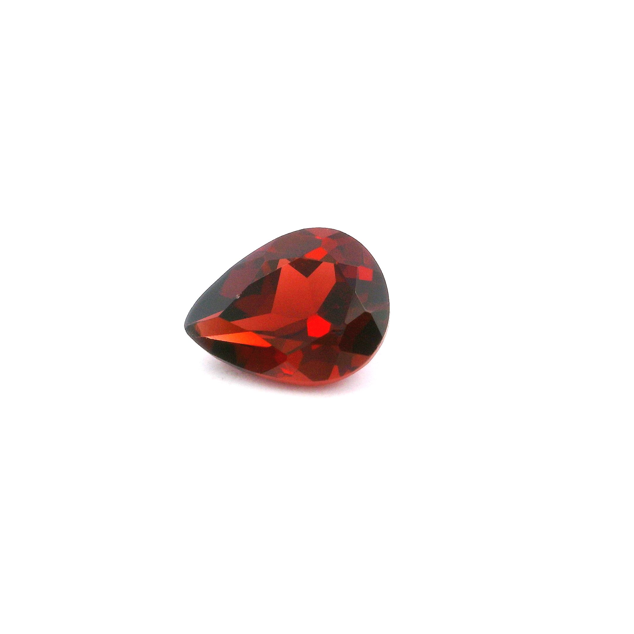 Granat 2,17 ct, czerwony, szlif gruszka