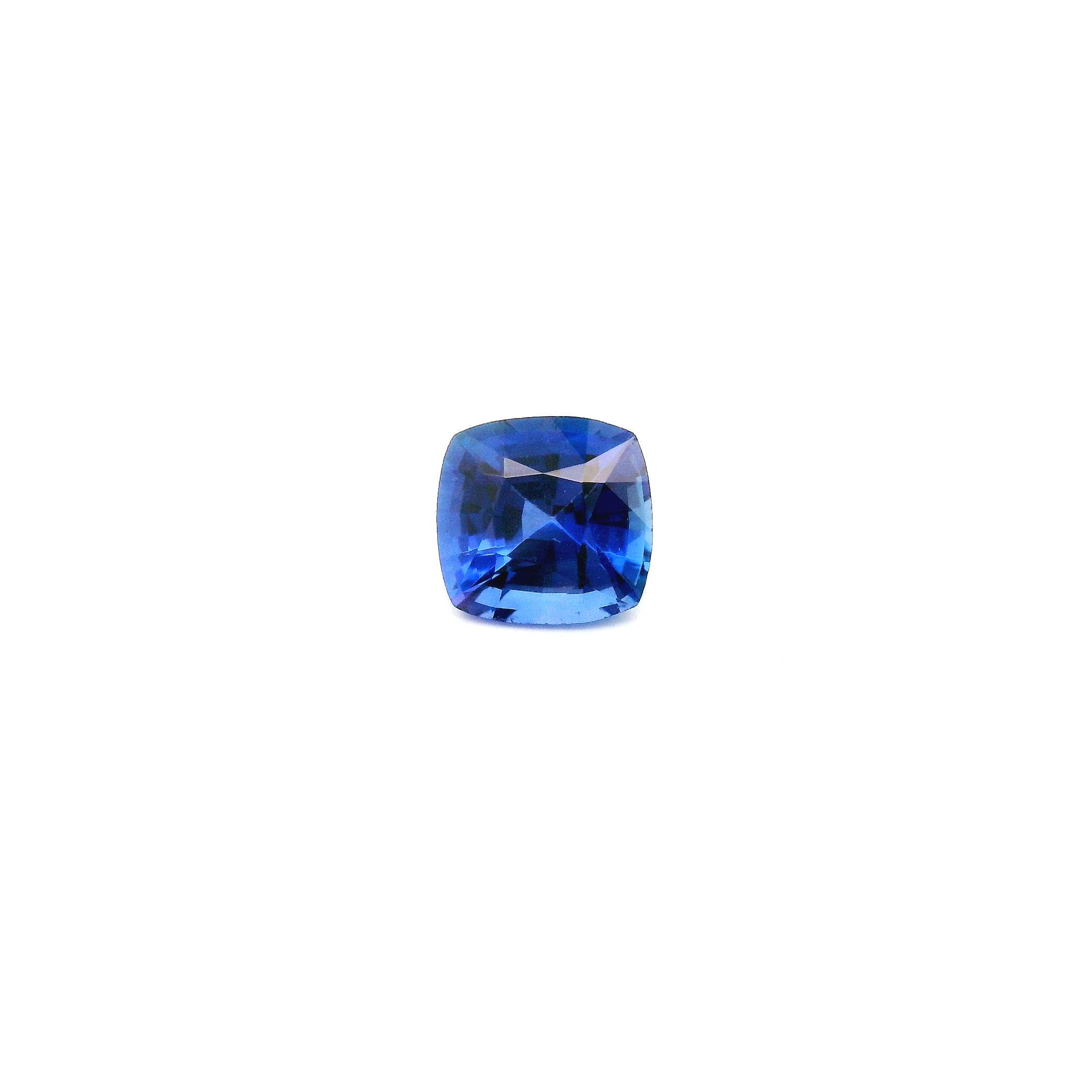 0.63 ct Cushion Sapphire