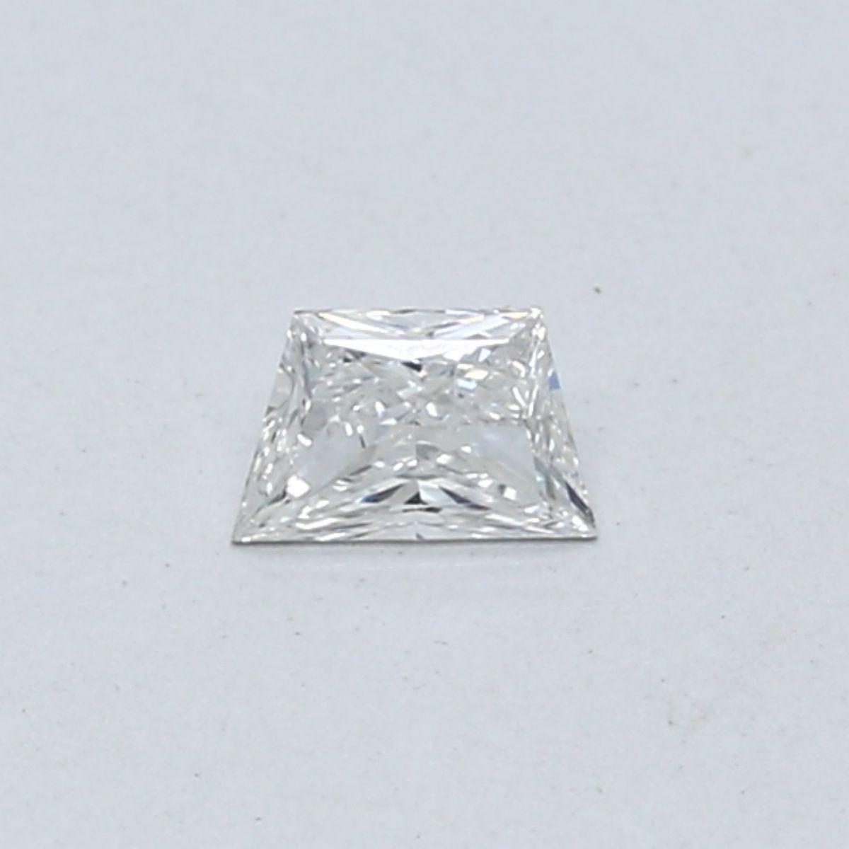 0.17ct TRAPEZOID Diamond