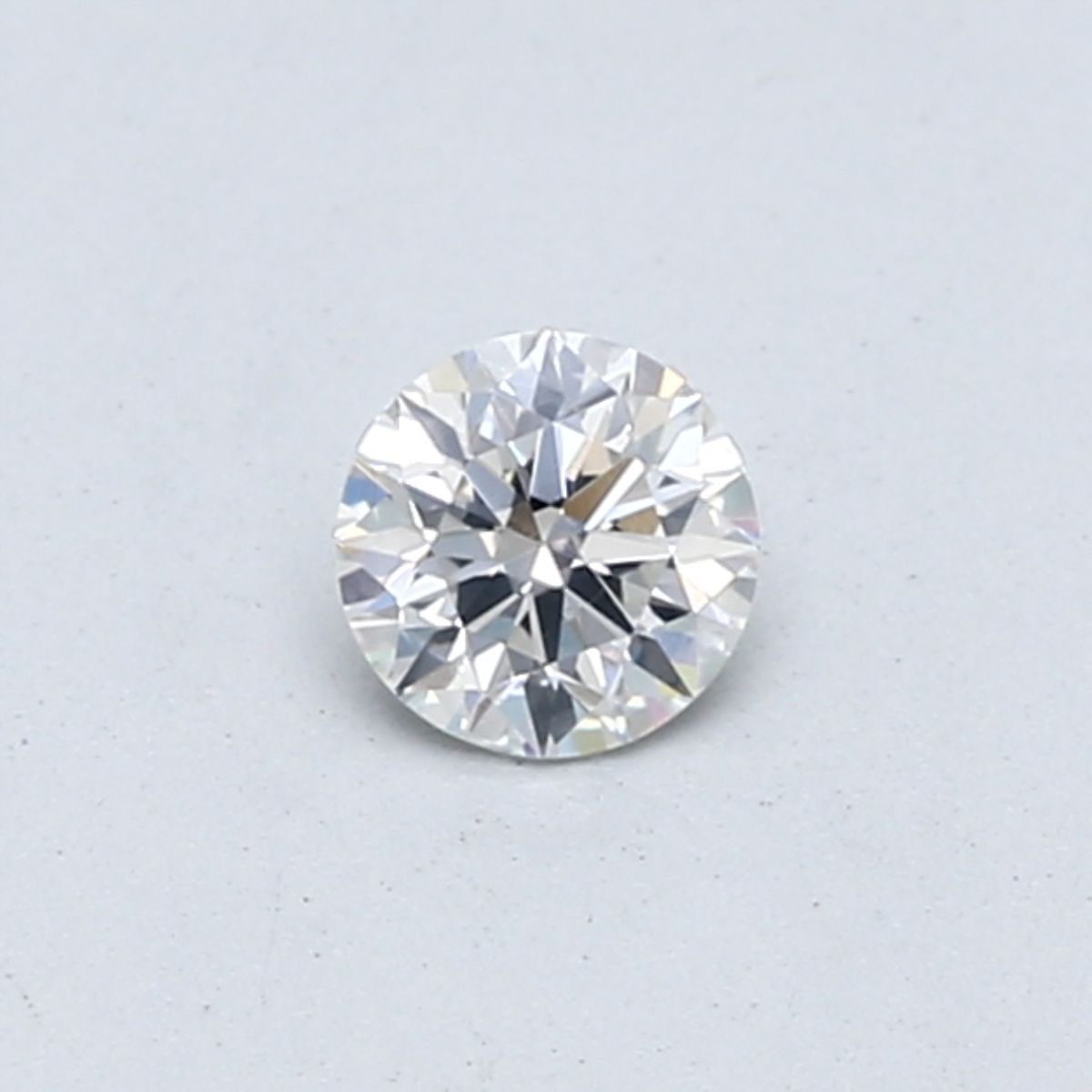 Prírodný diamant okrúhly briliant,... Prírodný diamant okrúhly briliant,...