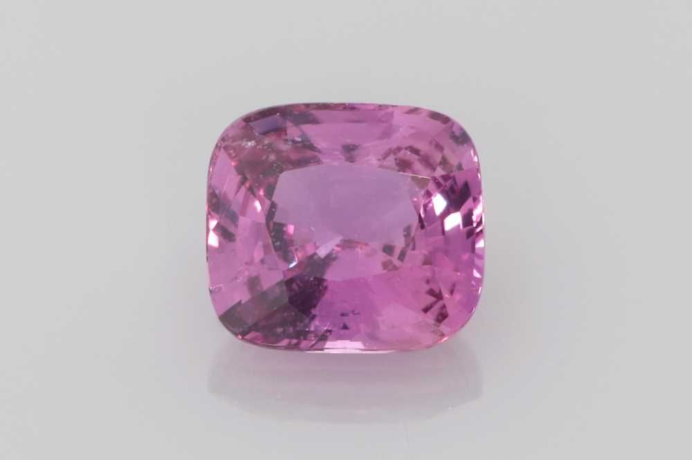 Szafir 1,63 ct, różowy, szlif cushion