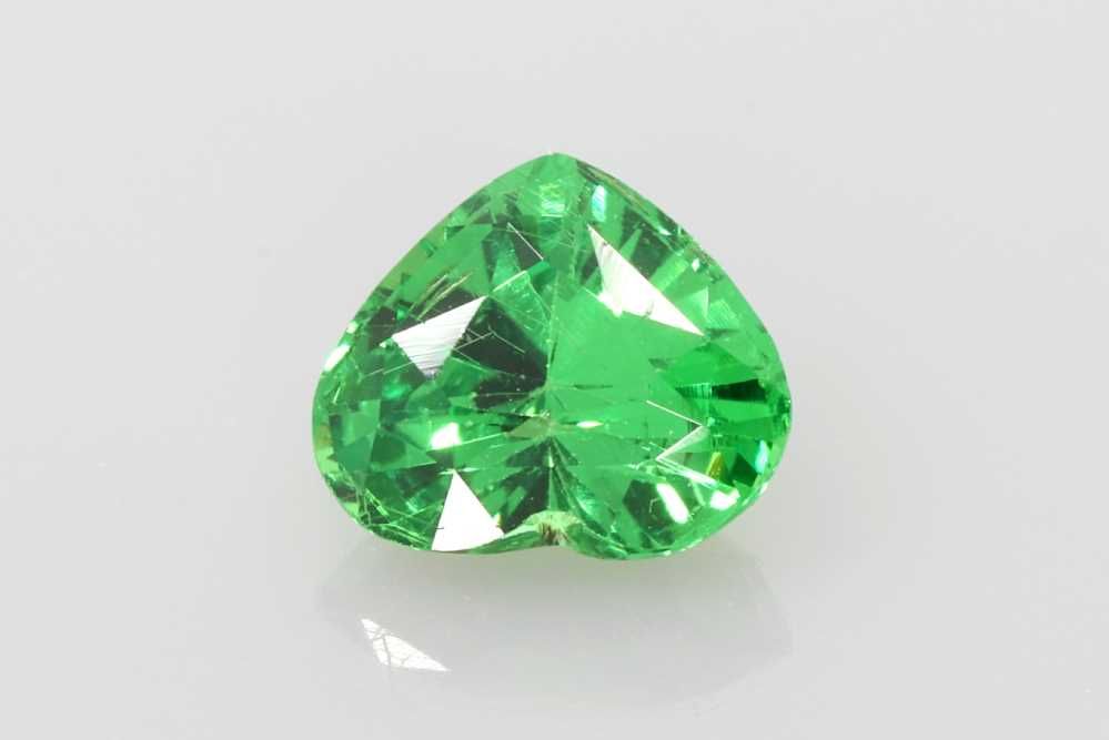 Granat 1,58 ct, zielony, szlif serce