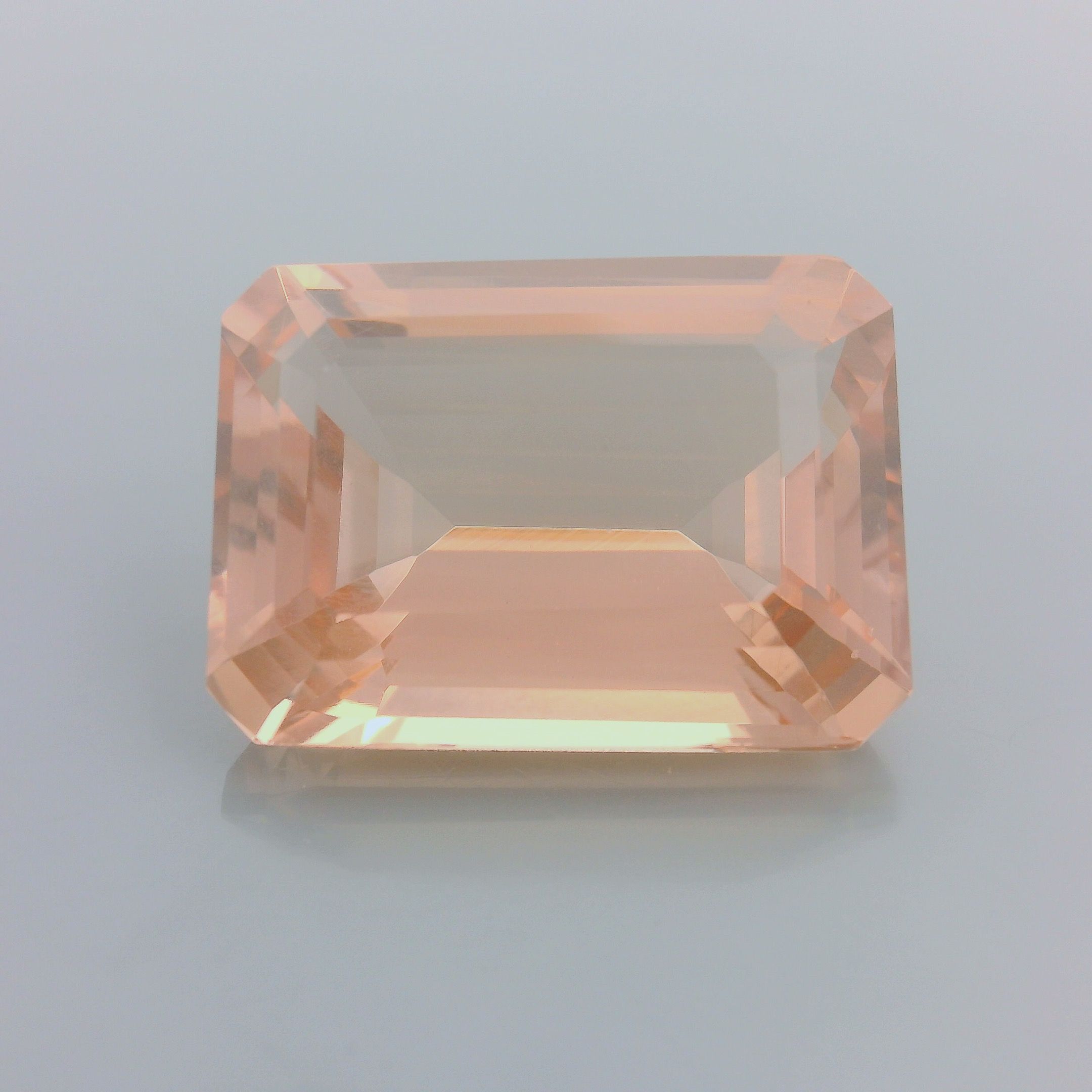 Morganit 10,29 ct, różowy, szlif ośmiokątny