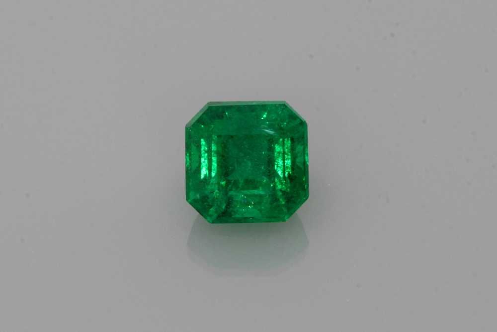 0.76 ct Emerald