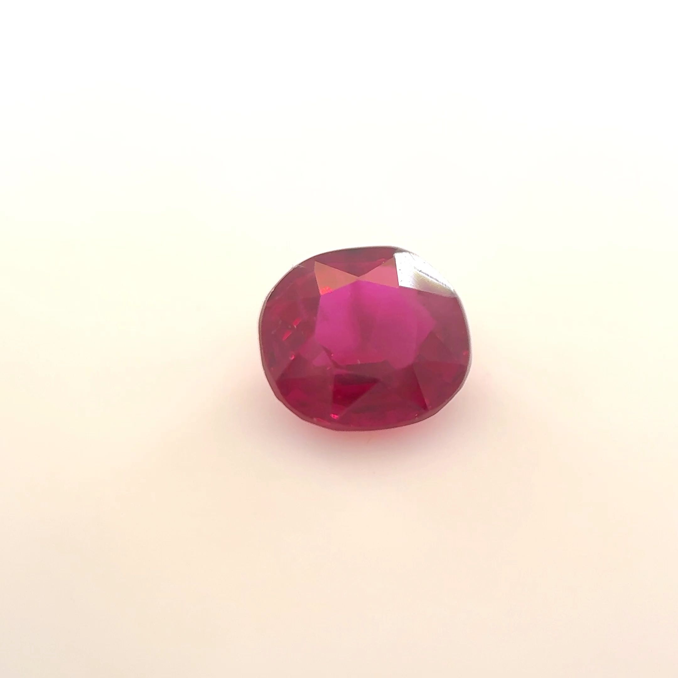 RUBY FACETED 0.67ct RED Vivid EC THAILAND HEATED