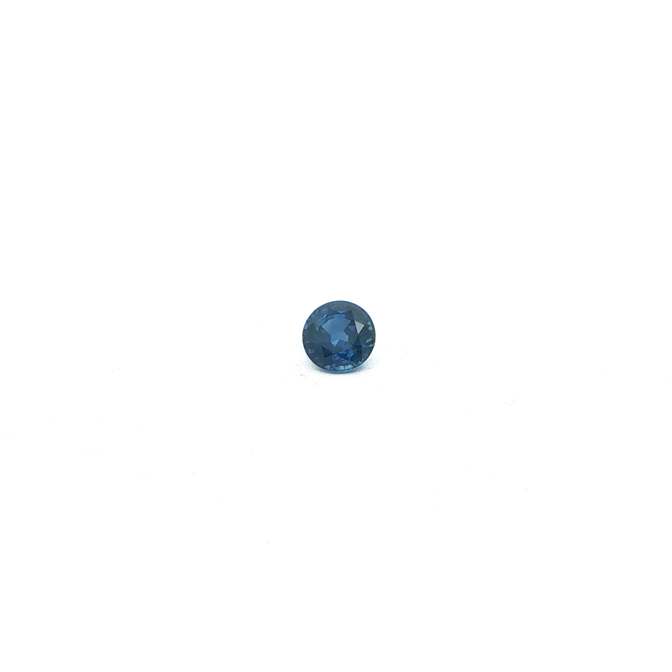 0.71 ct Round sapphire
