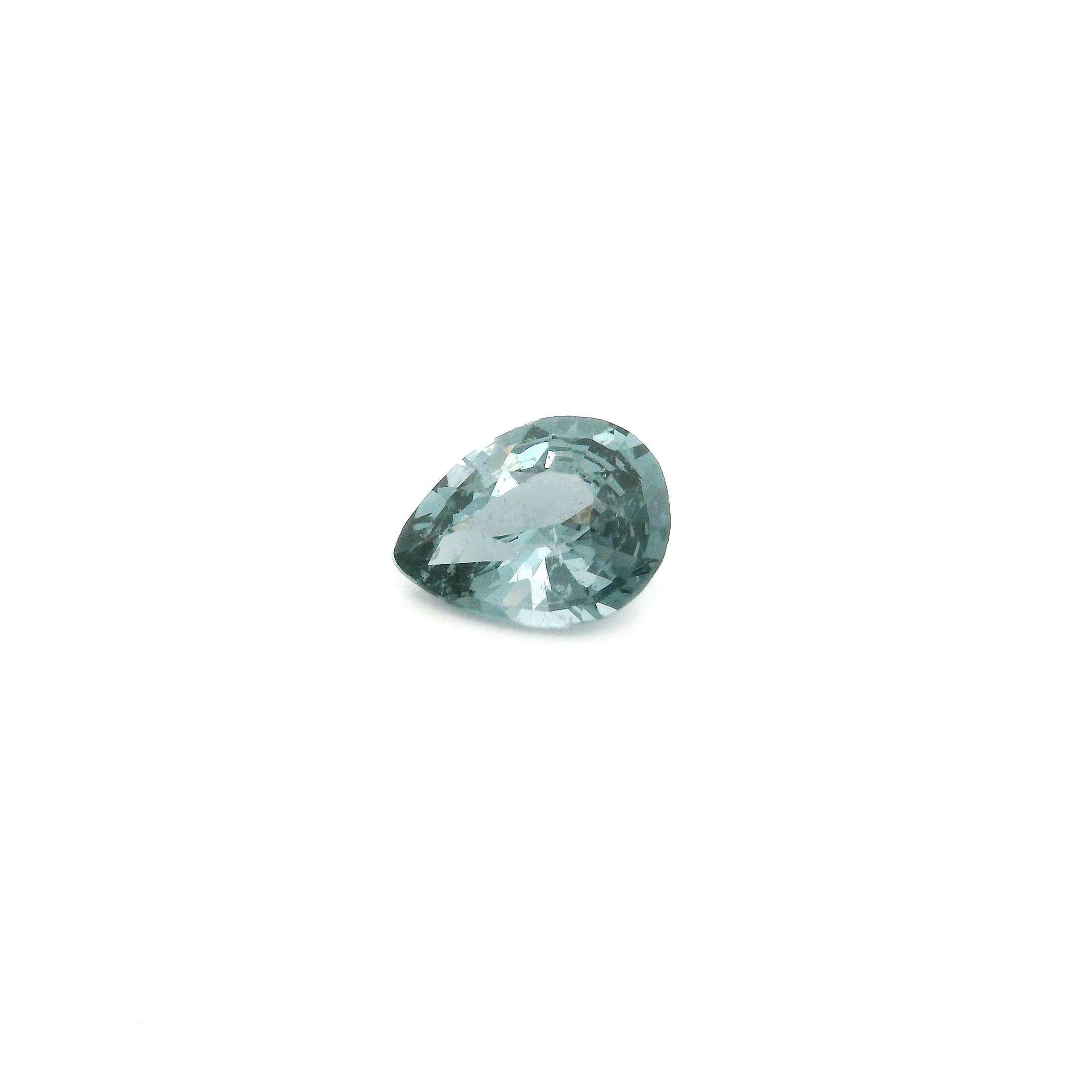 0.95 ct Pear spinel