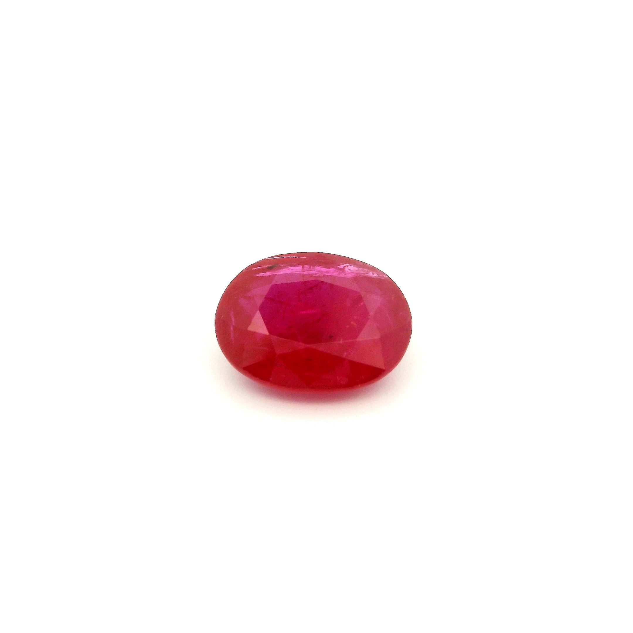 Rubin 2,60 ct, czerwony, szlif owalny