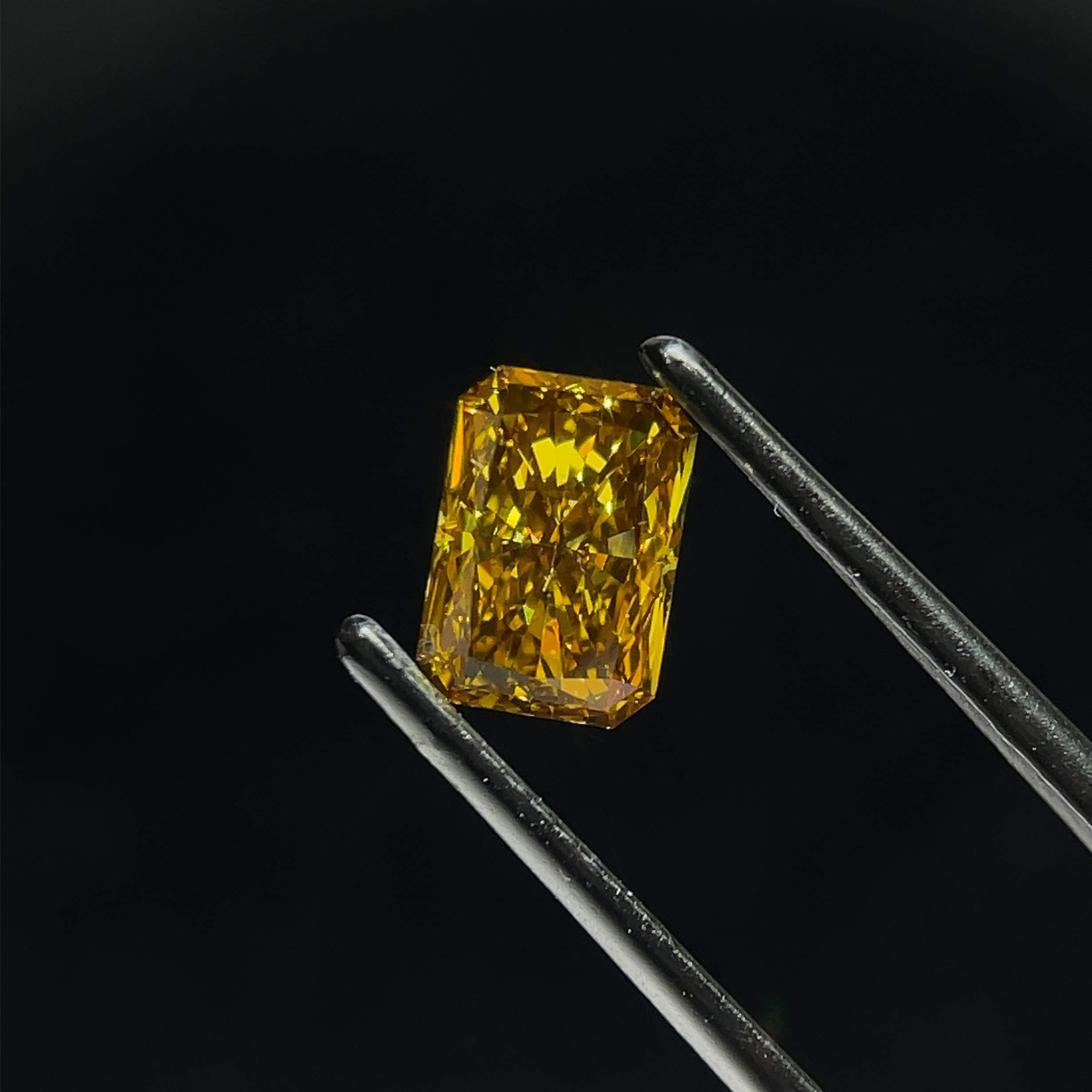 1.51 CT Fancy Brownish Yellow RADIANT