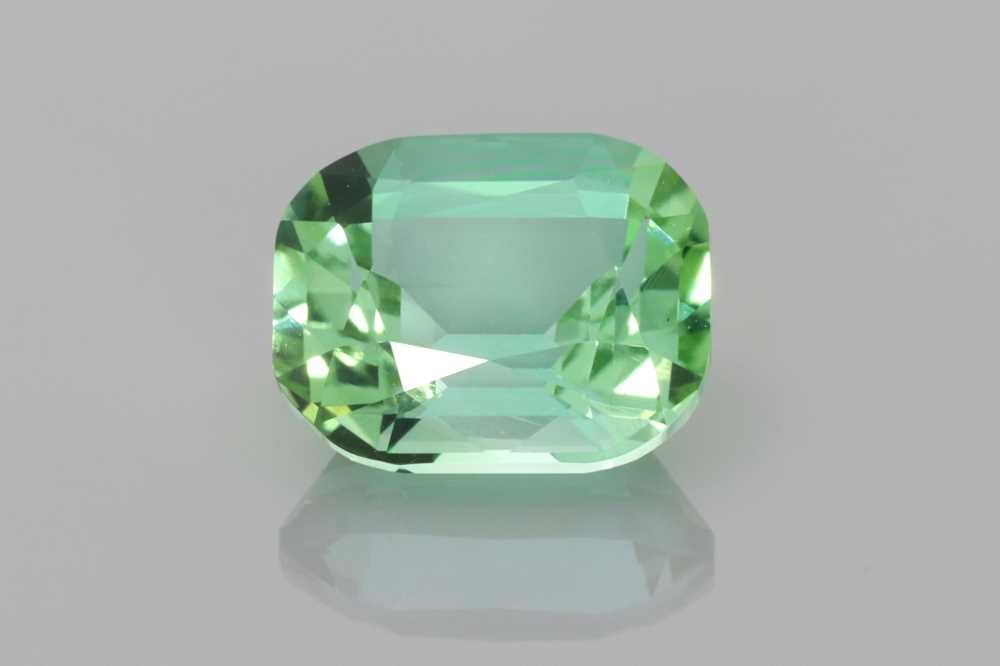TOURMALINE FACETED 2.17ct GREEN Vivid GREEN SI AFGHANISTAN NONE