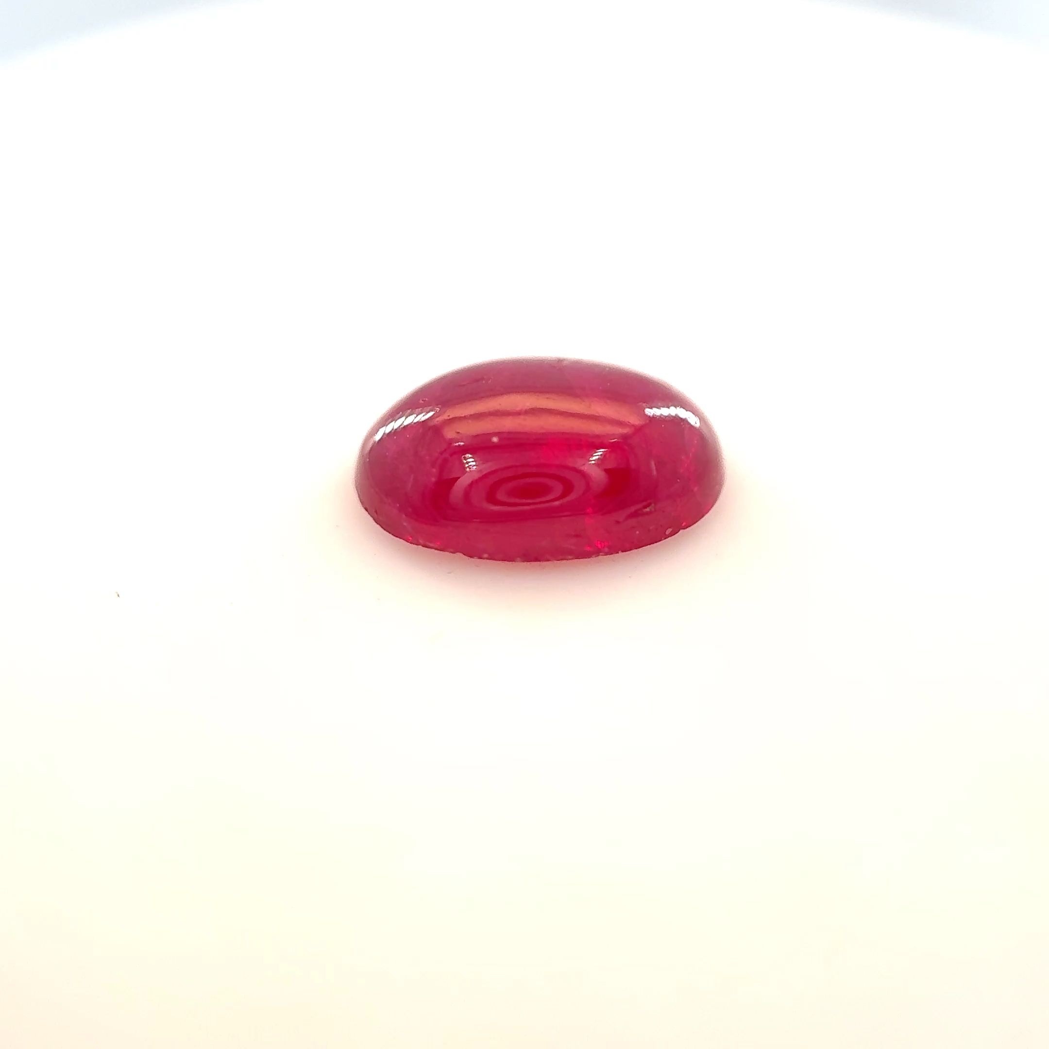 Rubin 1,22 ct, czerwony, kaboszon