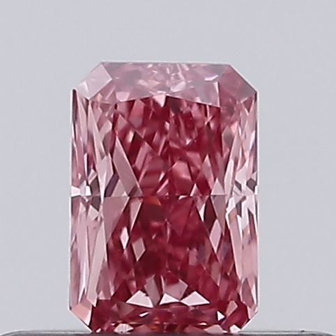0.26 CT Fancy Intense Reddish Pink RADIANT