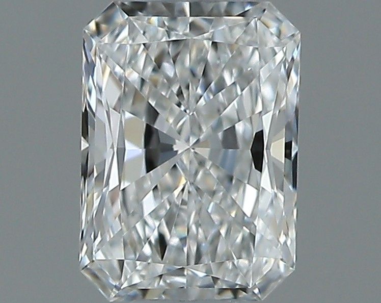 Prírodný diamant radiant,...