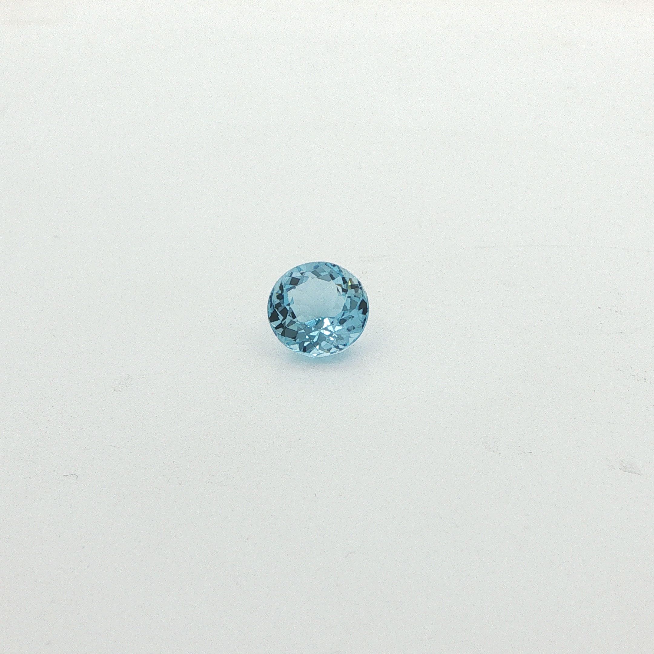 1.6 ct Round aquamarine