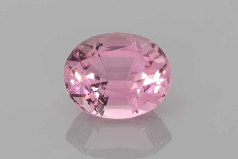Turmalin 2,57 ct, różowy, szlif owalny