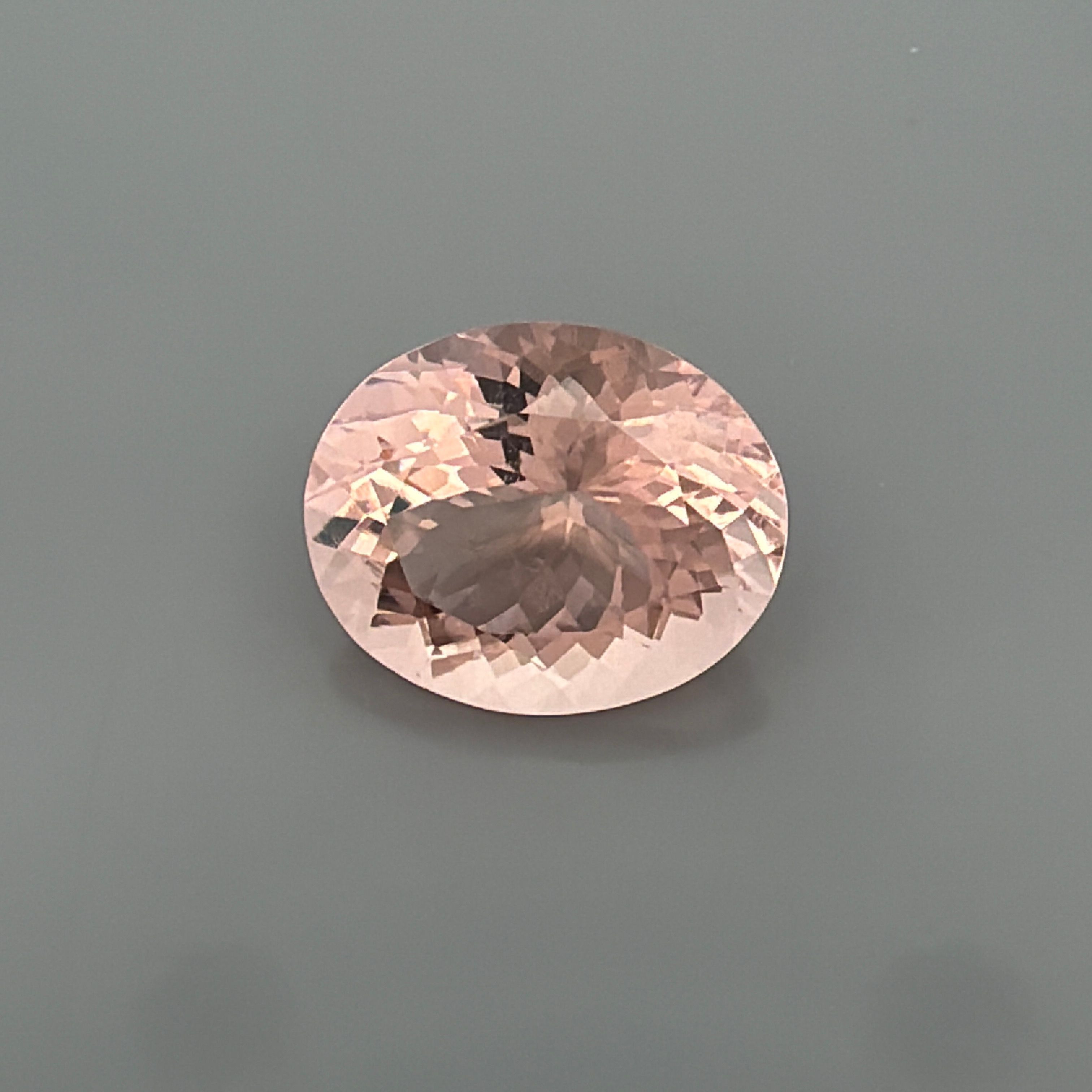 Morganit 8,58 ct, różowy, szlif owalny