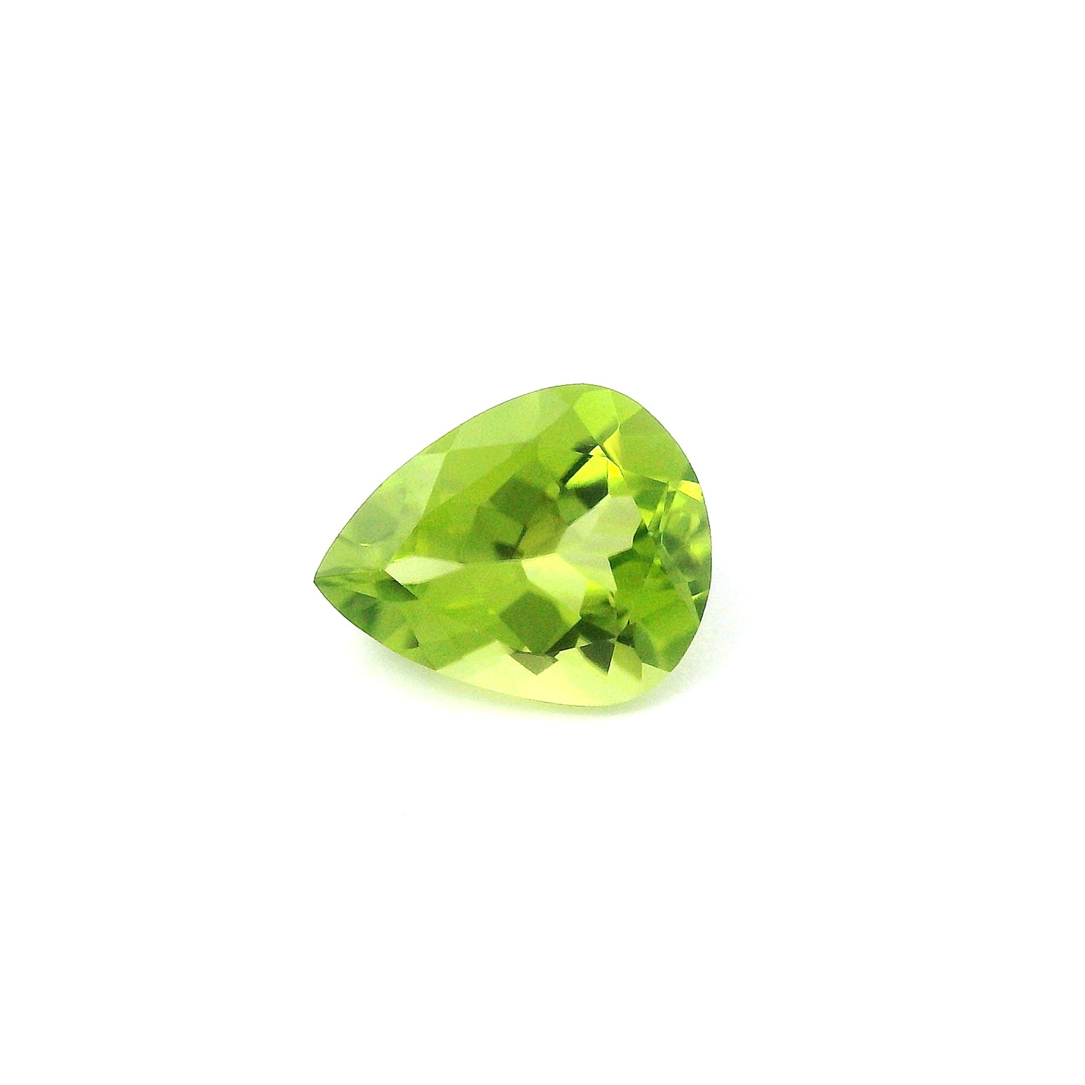 Perydot 2,53 ct, zielony, szlif gruszka