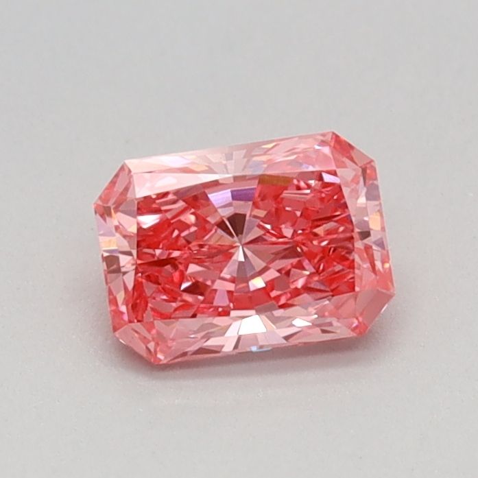 0.36 CT Fancy Vivid Pink RADIANT