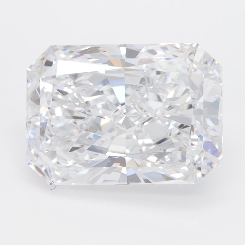 3.26-carat radiant diamond with D color, null cut, and VVS2 clarity.