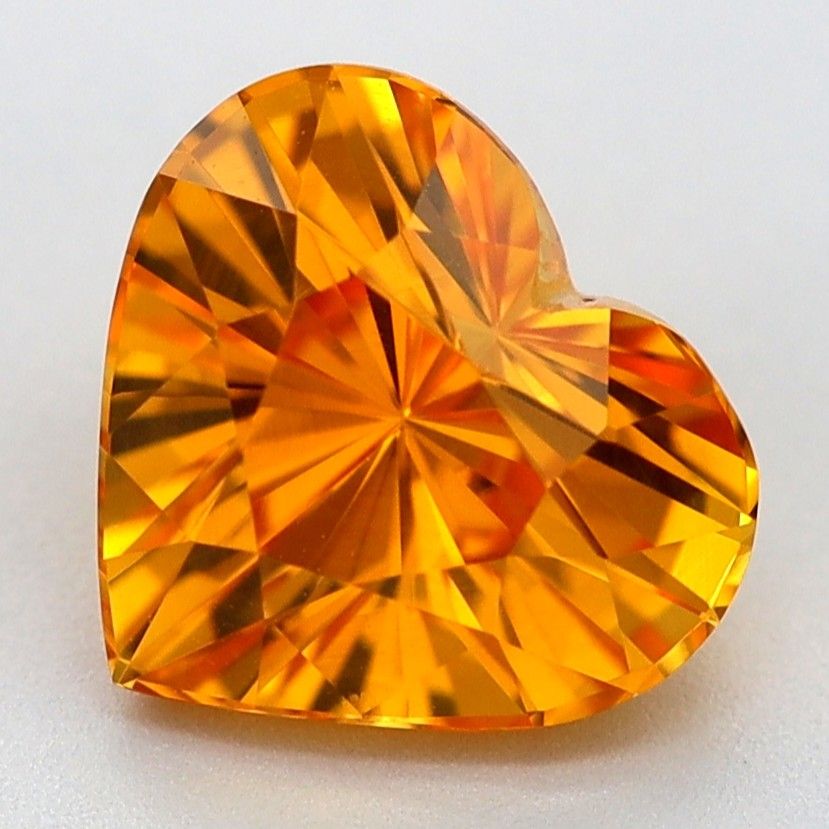 Szafir 1,59 ct, pomarańczowy, szlif serce